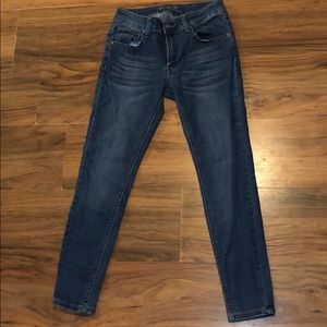 Rue 21 mid rise skinny jeans 6s
